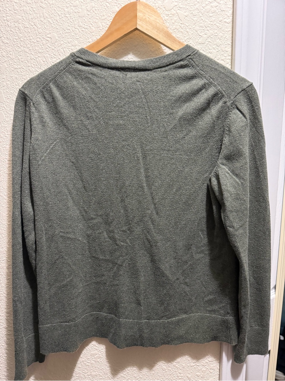 Cottagecore Preppy Classic Lightweight Green Button-Front Cardigan - Picture 2 of 2